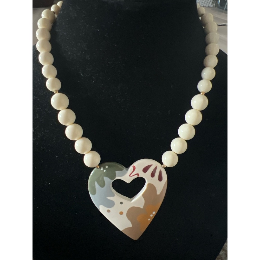 Vintage Artisan Hand Painted Acrylic Heart Pendant Necklace with Cream Beads
